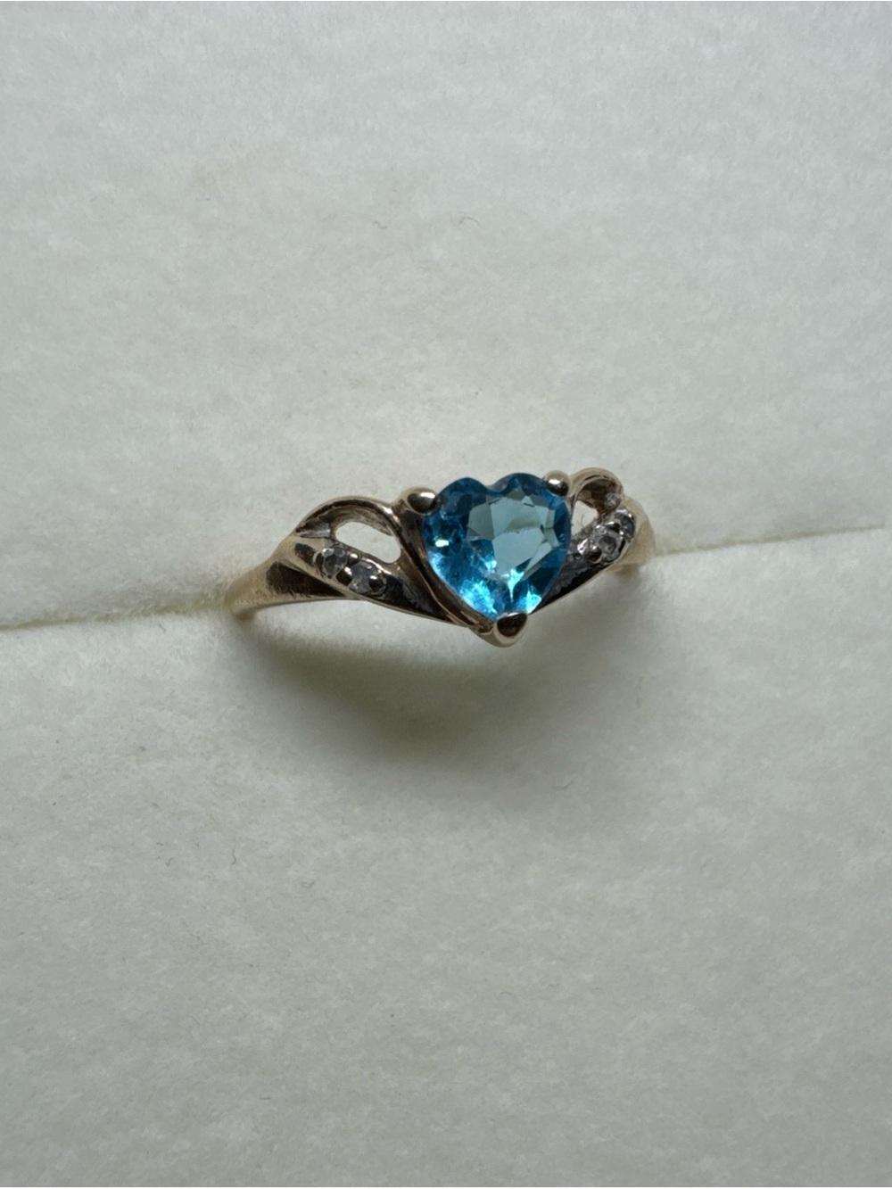 10k Yellow Gold Blue Heart Topaz & Accent Diamond Size 4.75 Ring Love 1.45g